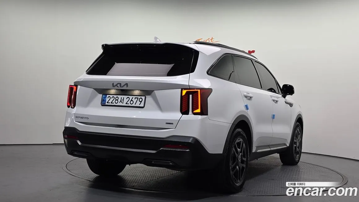 Kia Sorento — фото 5