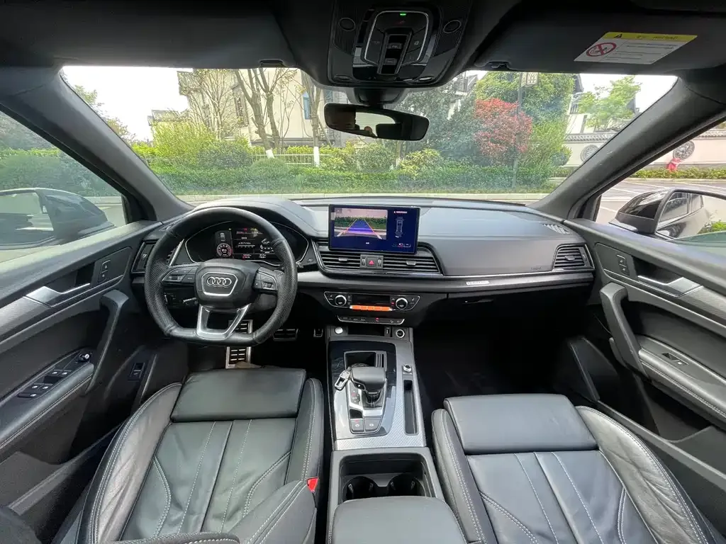 Audi Q5L — фото 4