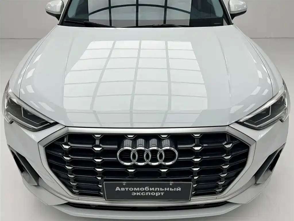Audi Q3 — фото 6