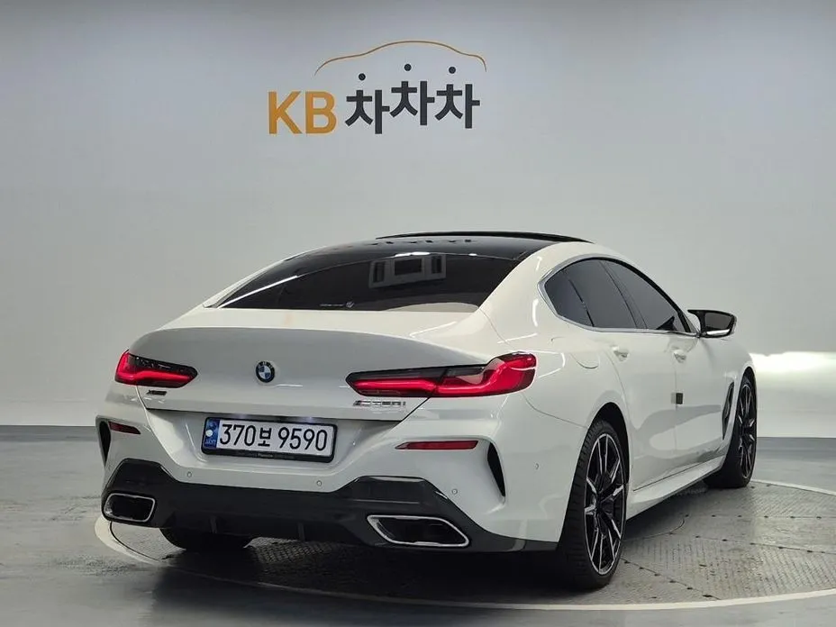 BMW 8-Series 2024 из KR, фото 2