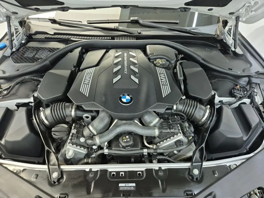 BMW 8-Series 2024 из KR, фото 10