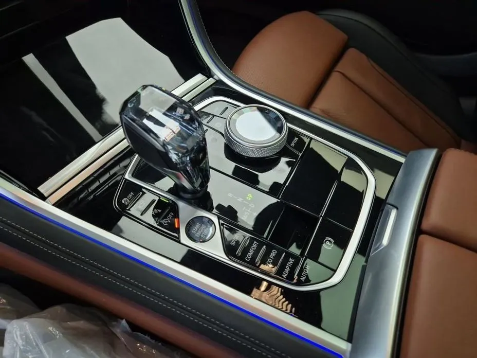BMW 8-Series 2024 из KR, фото 9