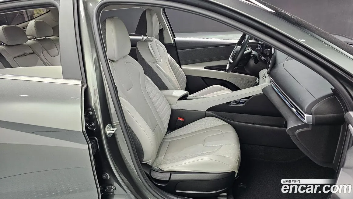 Hyundai AVANTE 2021 из KR, фото 6