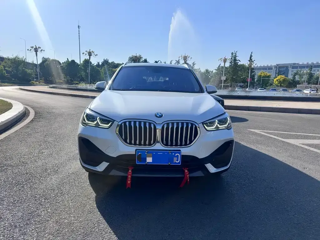 BMW X1 — фото 2