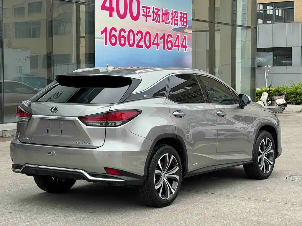 Lexus RX — фото 9