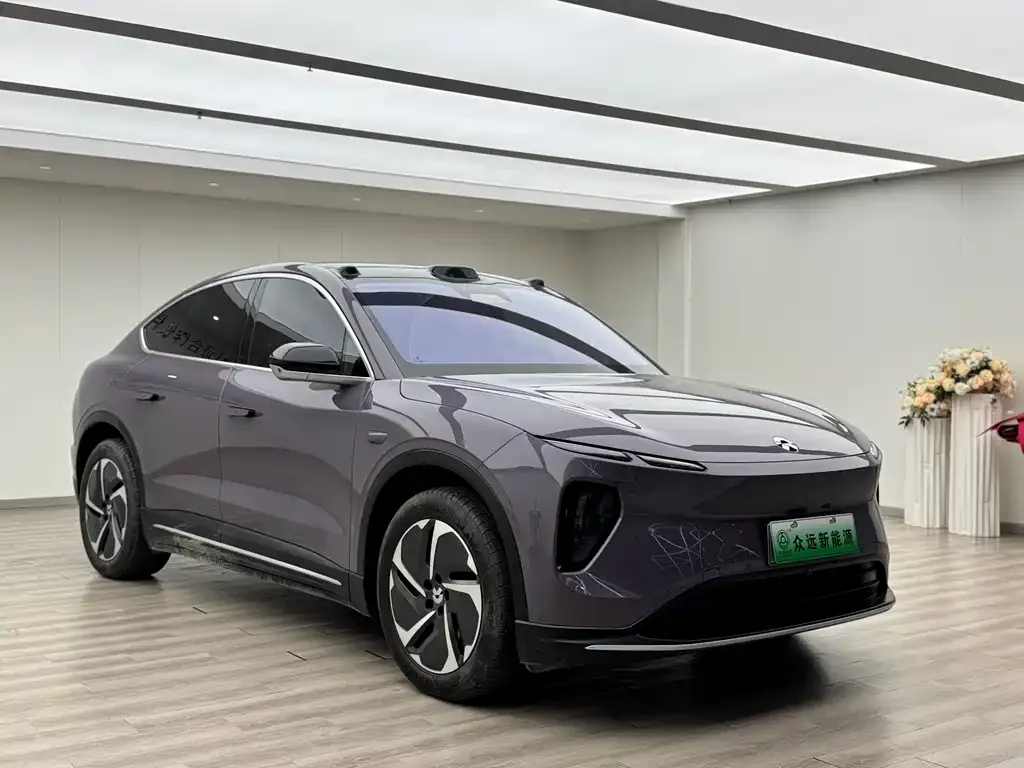NIO EC6 — фото 10
