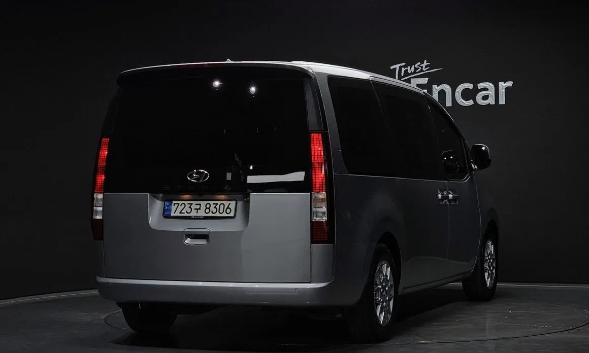 Hyundai Staria 2022 из KR, фото 2
