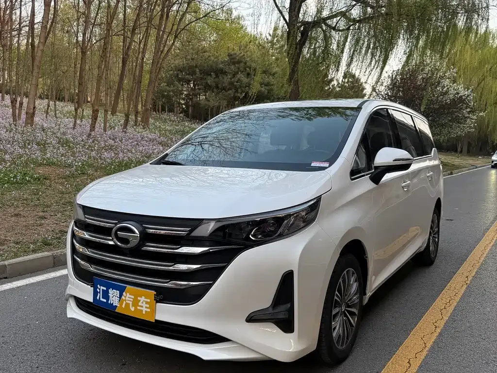 GAC Motor Trumpchi M6 — фото 1