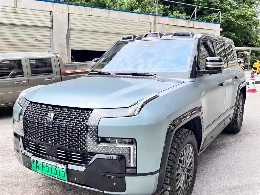 Yangwang U8