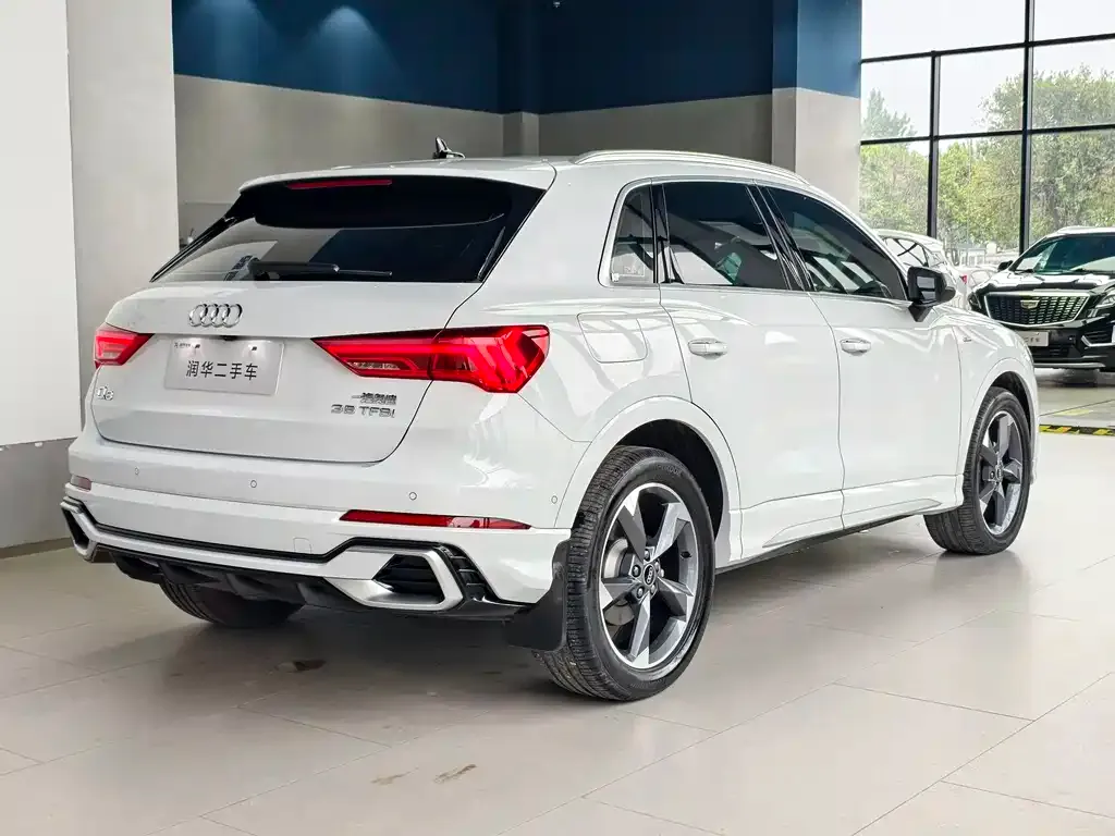 Audi Q3 — фото 3