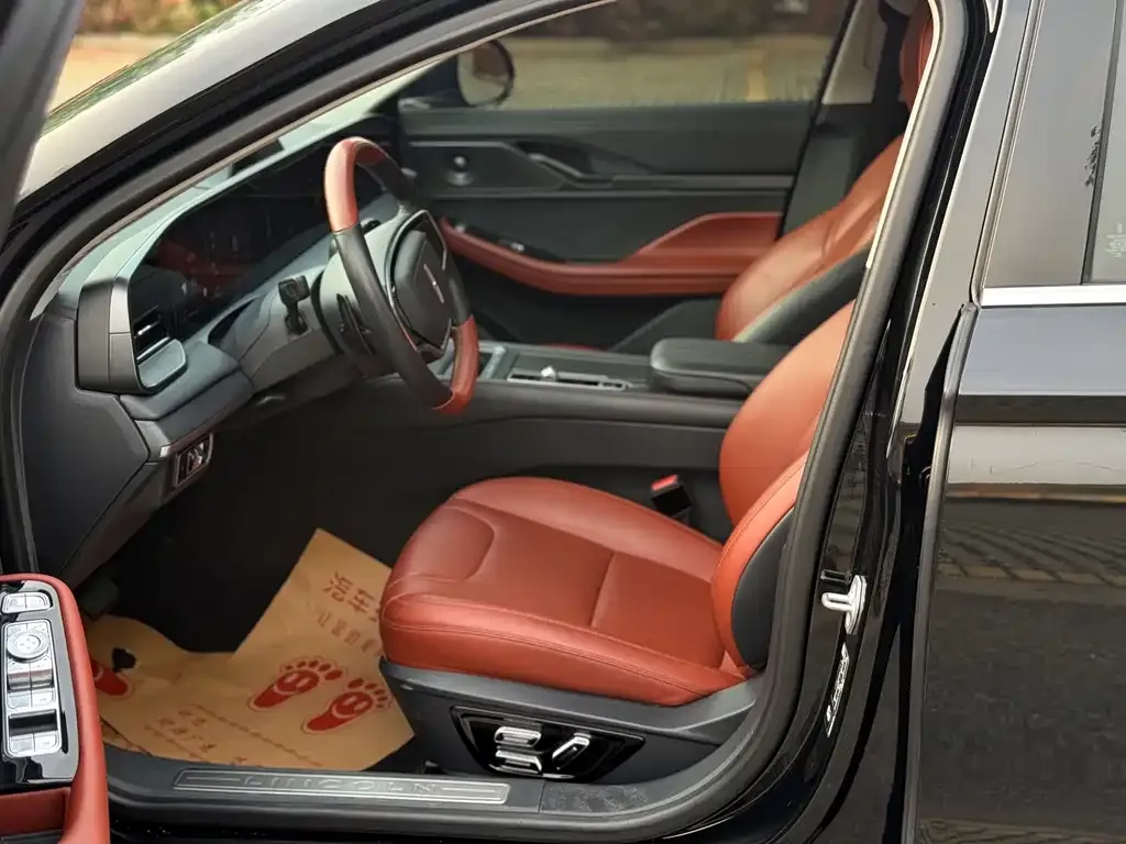 Lincoln Z 2023 из CN, фото 2