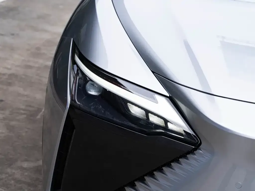 Lexus RZ 2023 из CN, фото 9