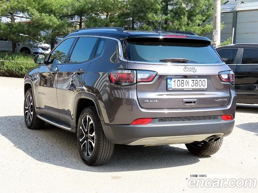 Jeep Compass — фото 2