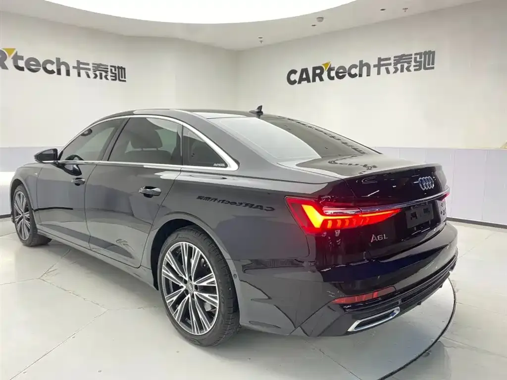 Audi A6L — фото 10