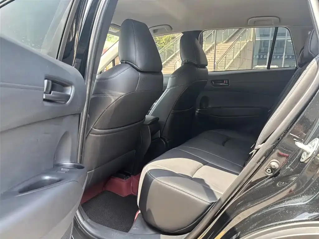 Toyota Corolla Cross — фото 4