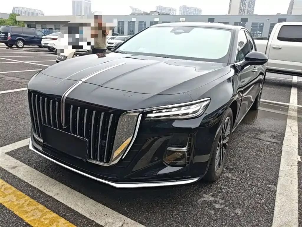 Hongqi H5 — фото 2