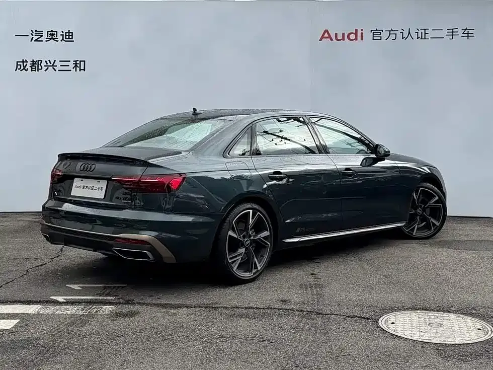 Audi A4L — фото 10
