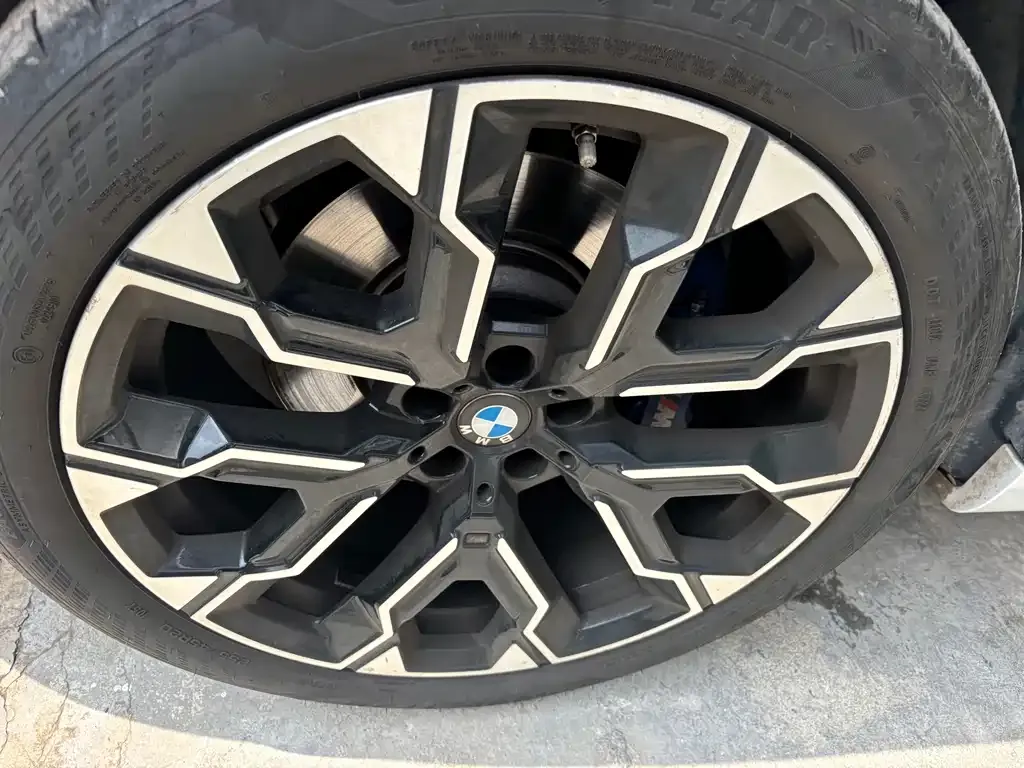 BMW X3 — фото 7