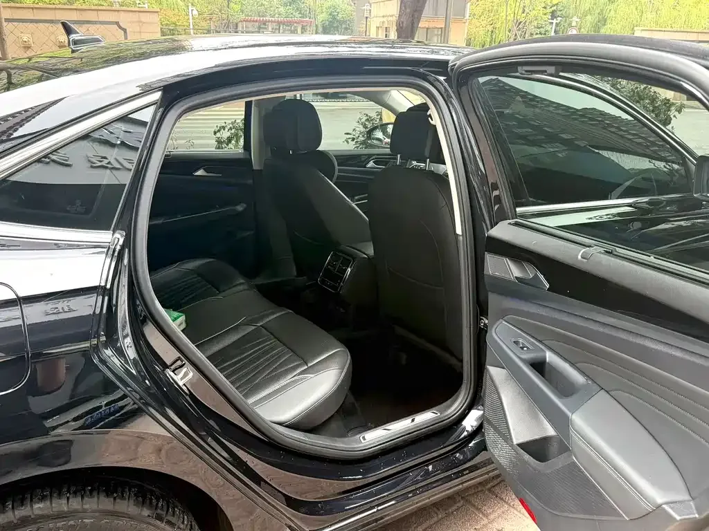 Volkswagen Passat New Energy 2023 из CN, фото 5