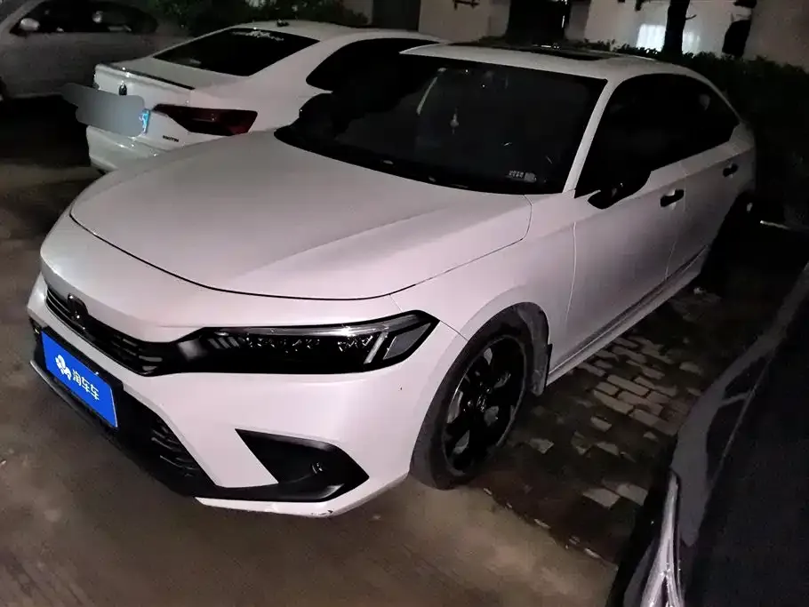 Honda Civic — фото 1
