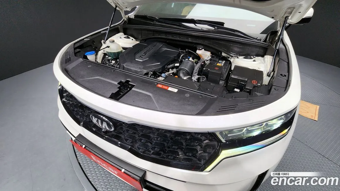 Kia Sorento — фото 7