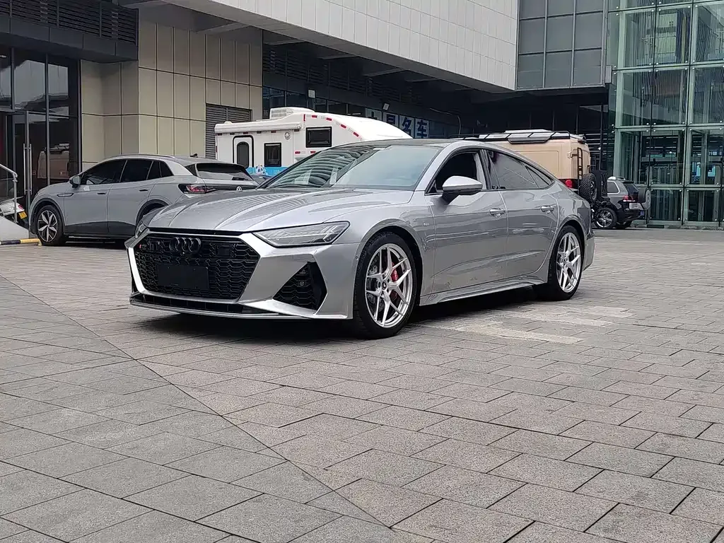 Audi A7 — фото 1