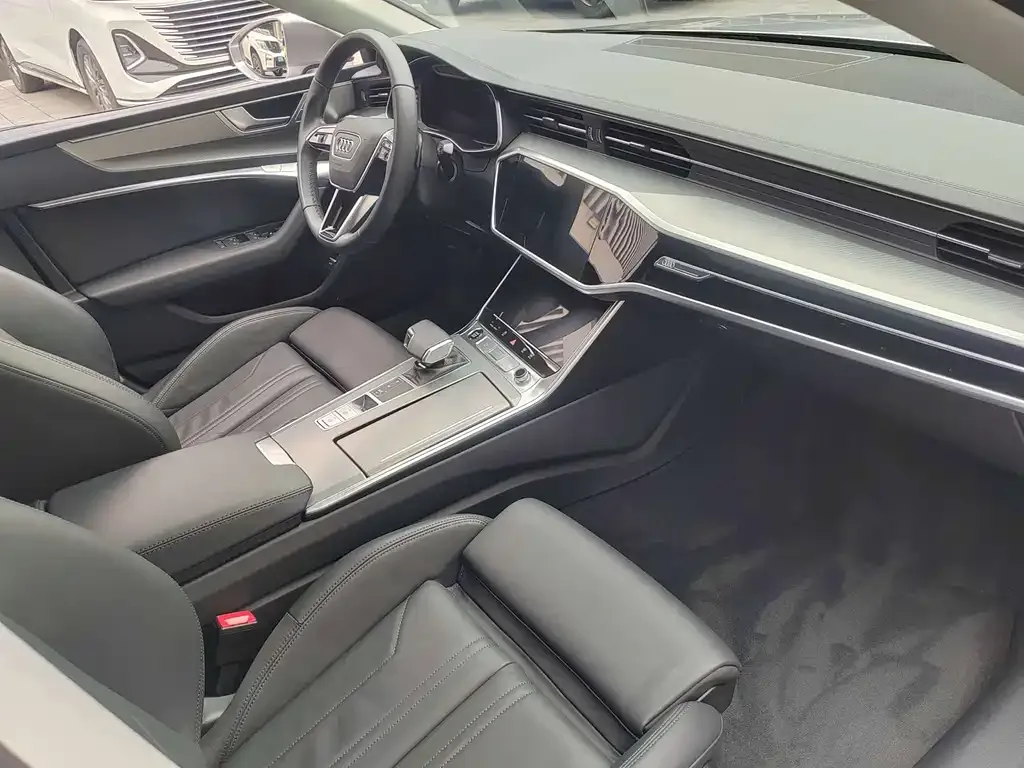Audi A7 — фото 10