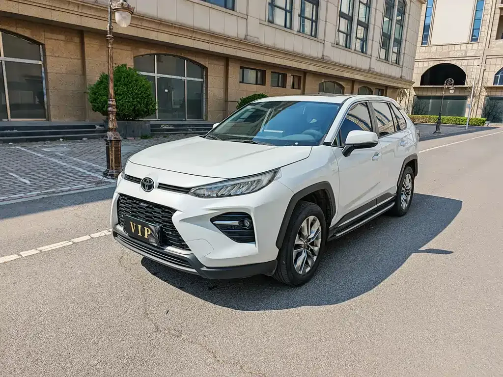 Toyota Wildlander — фото 10