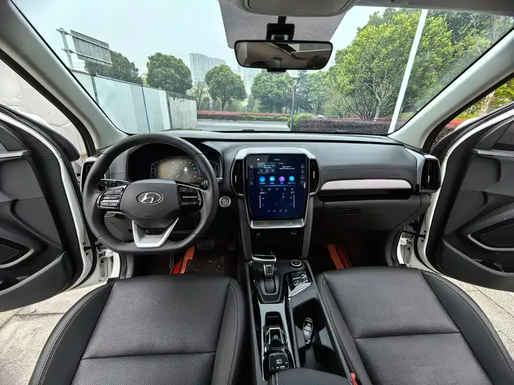 Hyundai ix35 — фото 10