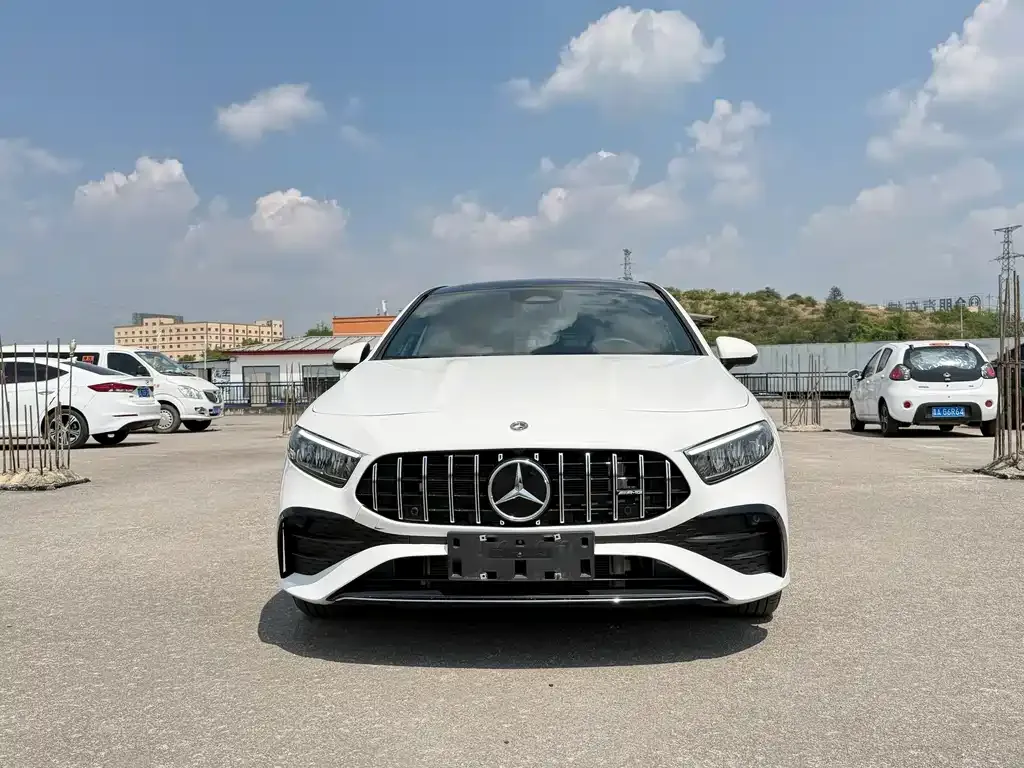 Mercedes-Benz A-Class — фото 7