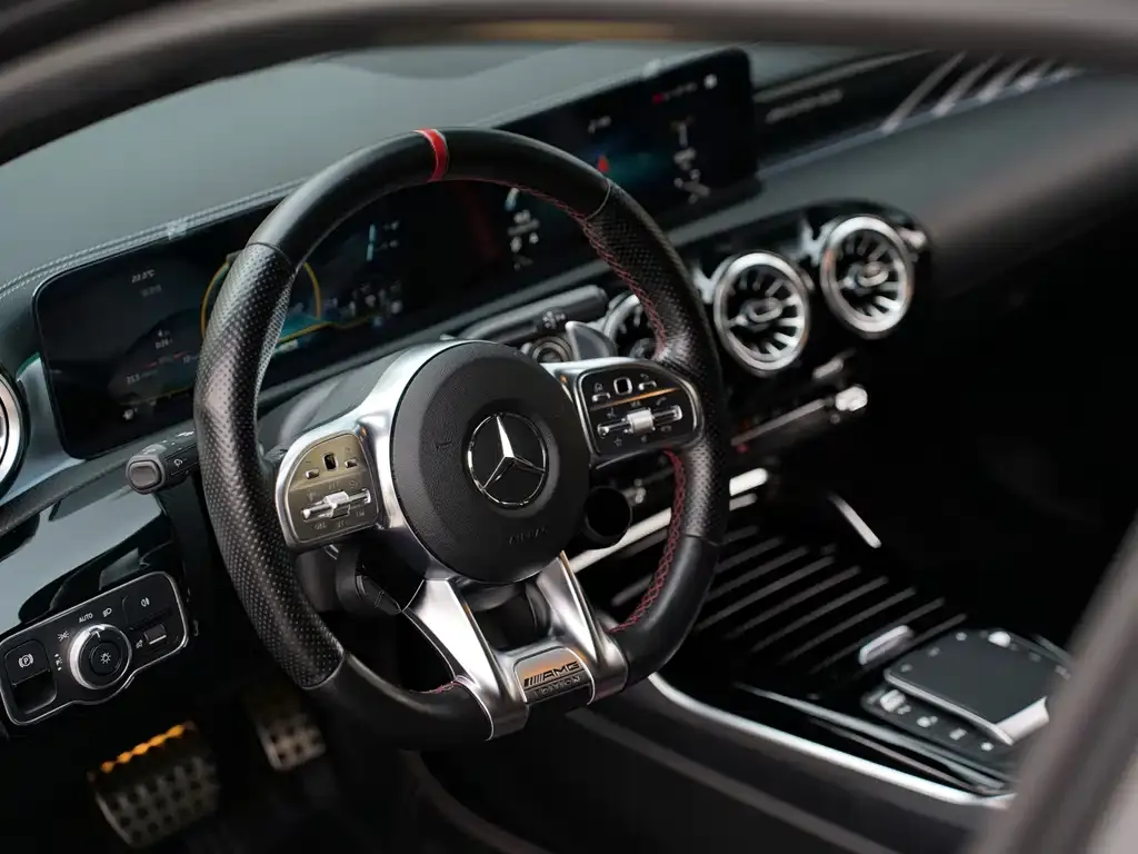 Mercedes-Benz A-Class AMG — фото 7