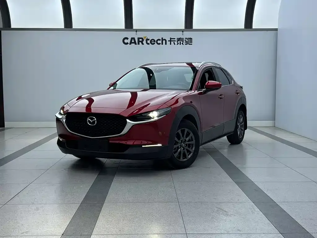 Mazda CX-30 — фото 1