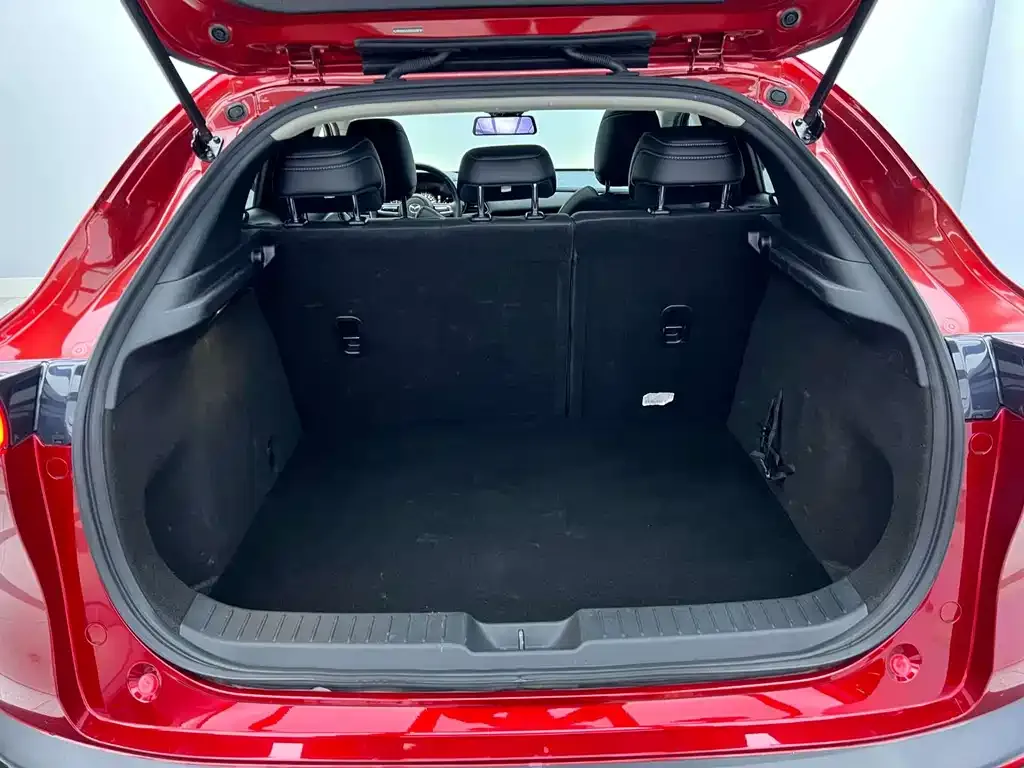 Mazda CX-30 — фото 4