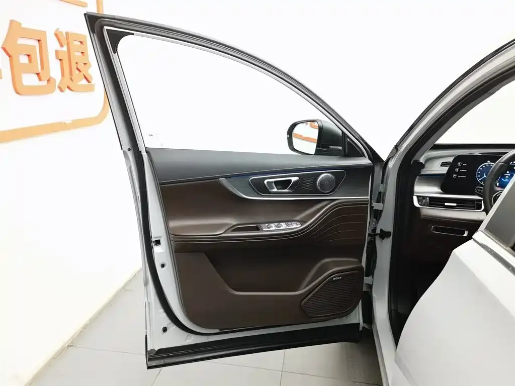 Chery Tiggo 8 PRO — фото 9
