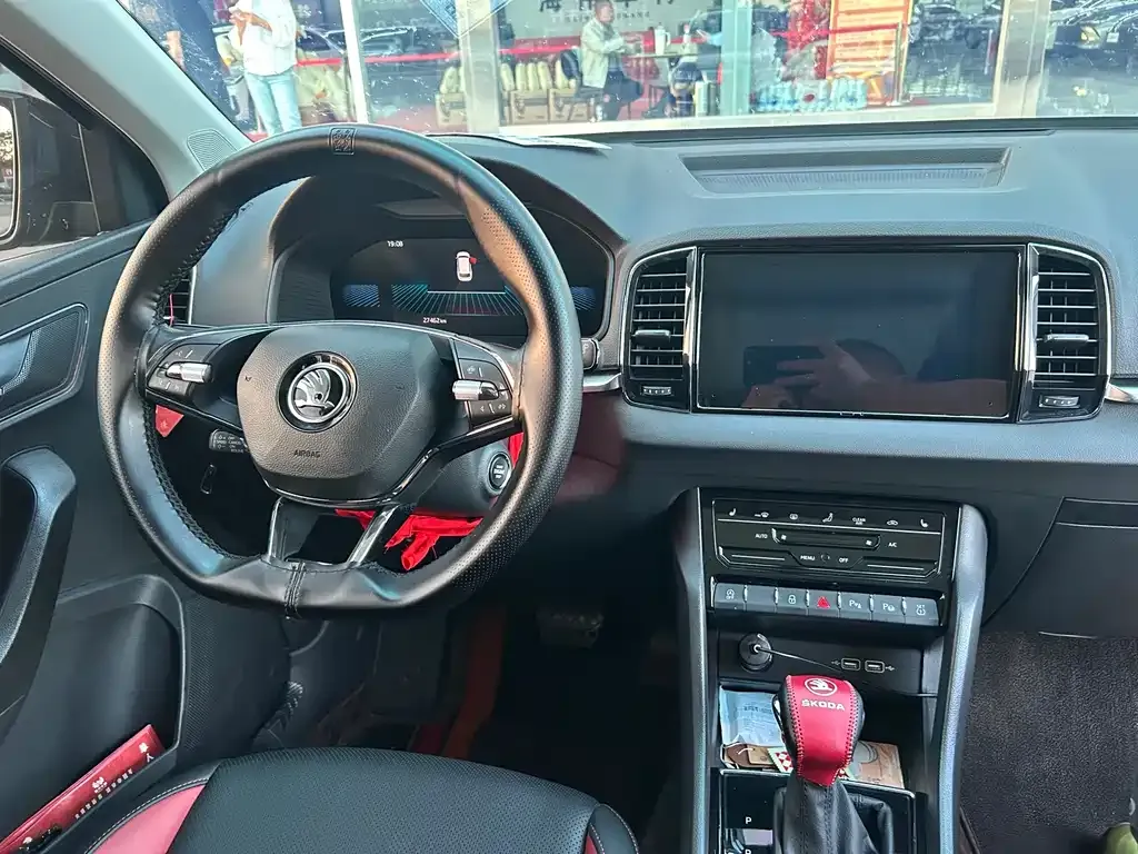 Skoda Karoq — фото 6