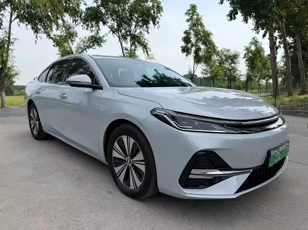 Geely Galaxy A7 — фото 6