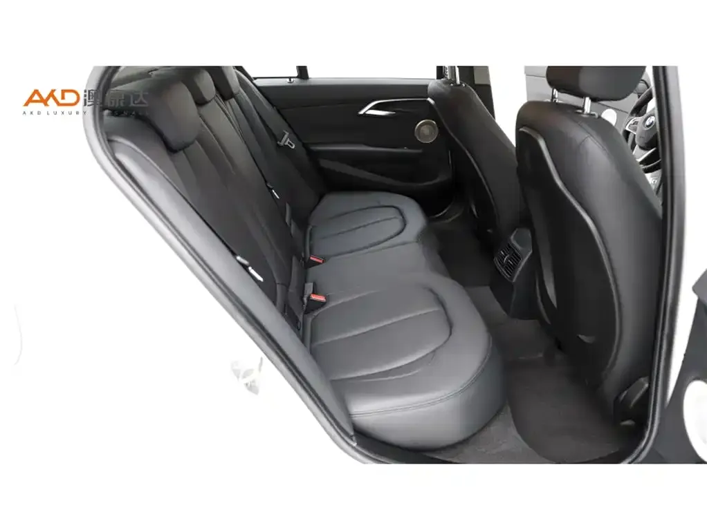 BMW 1 Series 2021 из CN, фото 5