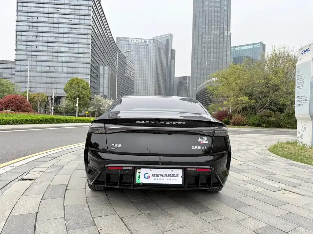 BYD Seal — фото 4