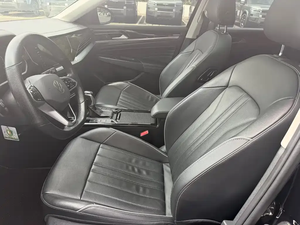 Volkswagen Passat — фото 7
