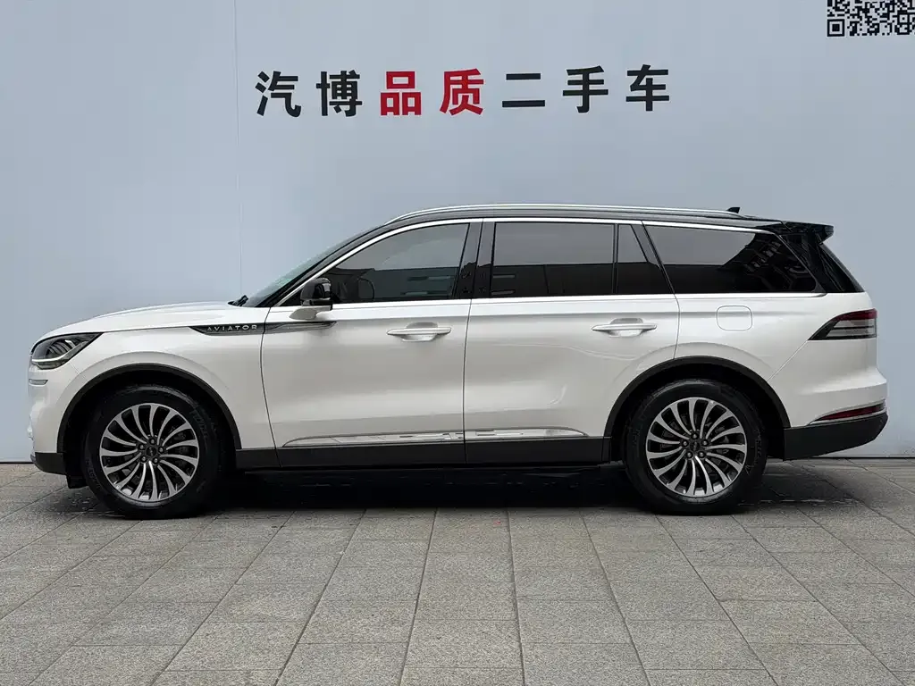 Lincoln Aviator 2021 из CN, фото 10