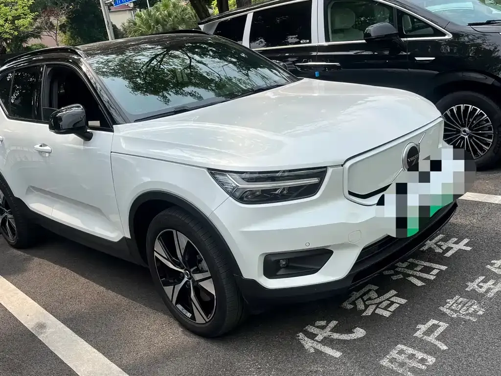 Volvo XC40 NEV 2022 из CN, фото 8