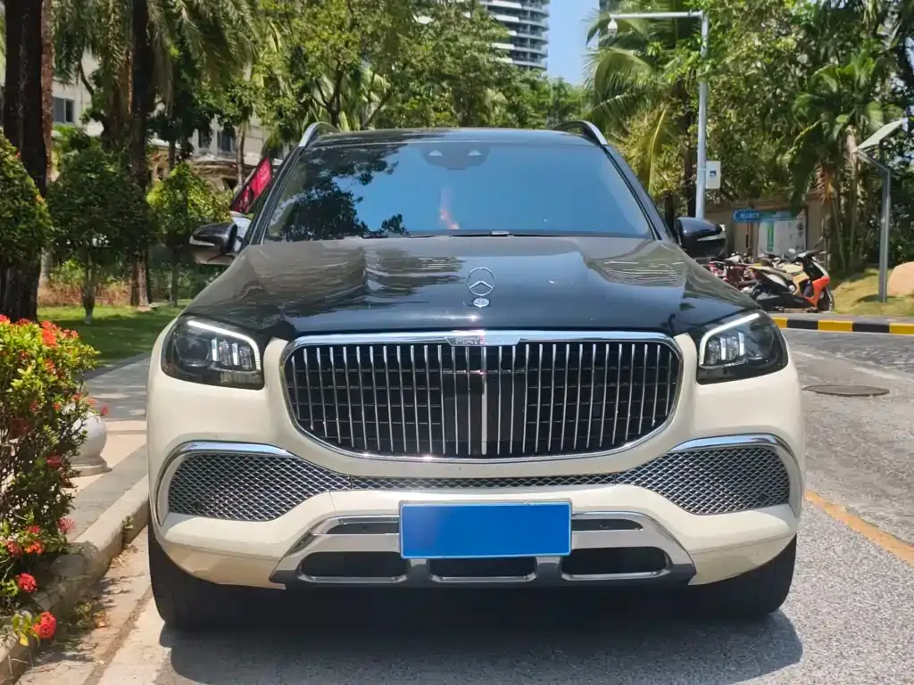 Mercedes-Benz GLS — фото 1