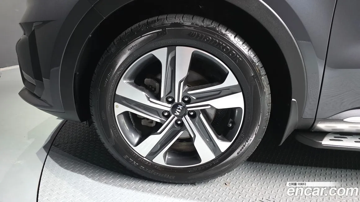 Kia Sorento — фото 9