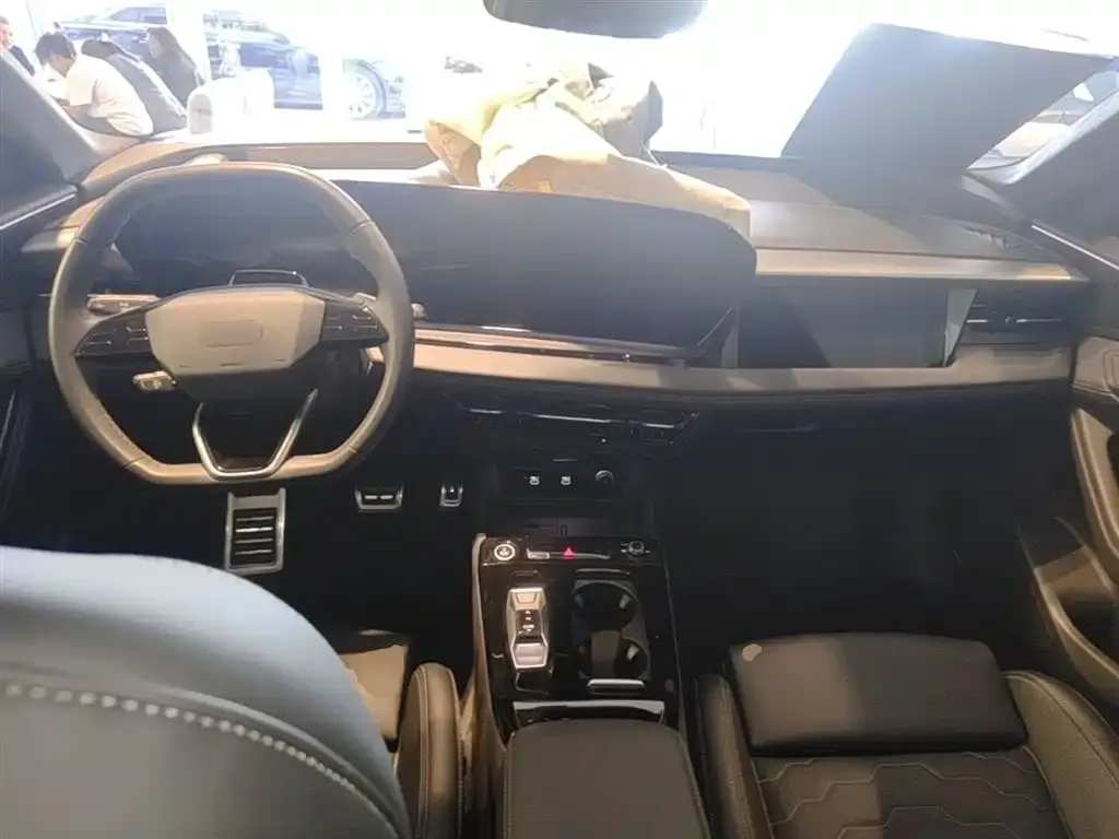 Audi Q6L e-tron 2025 из CN, фото 5