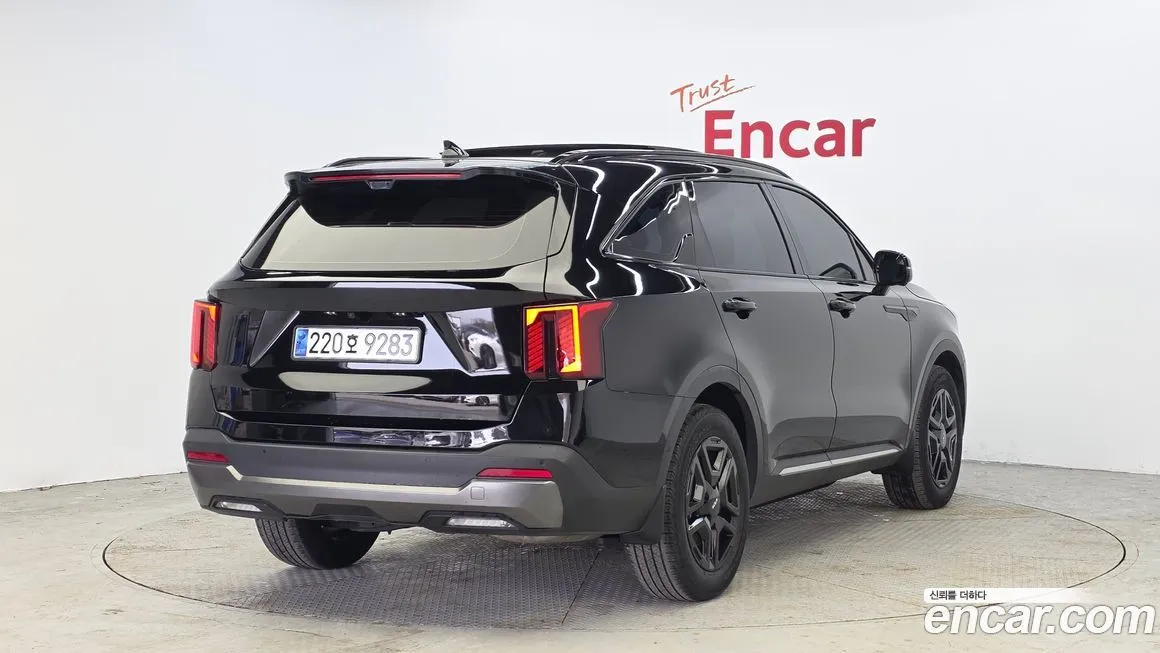 Kia Sorento — фото 10