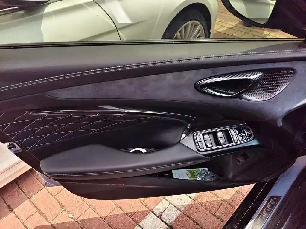 BYD Seal — фото 6