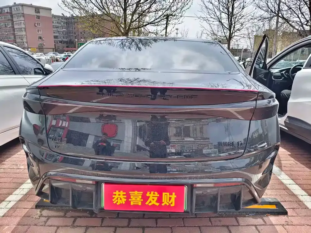 BYD Seal — фото 9