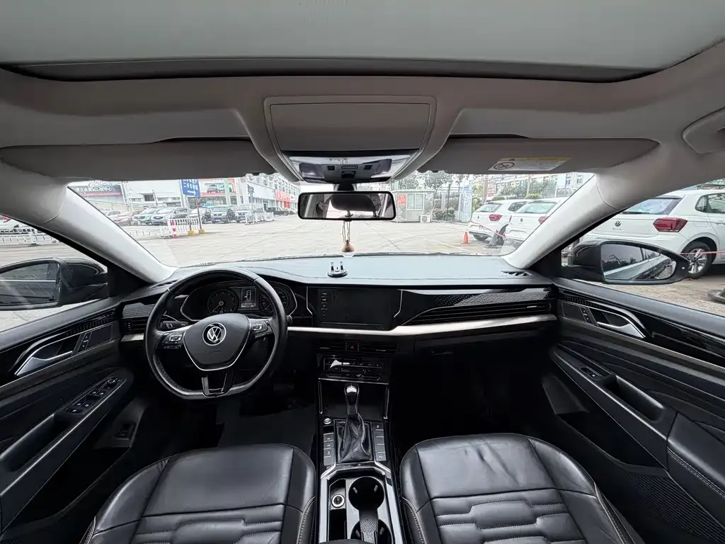 Volkswagen Passat — фото 2