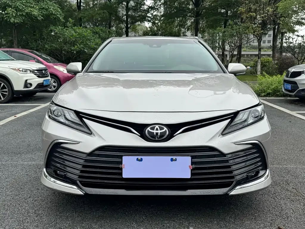 Toyota Camry 2023 из CN, фото 10