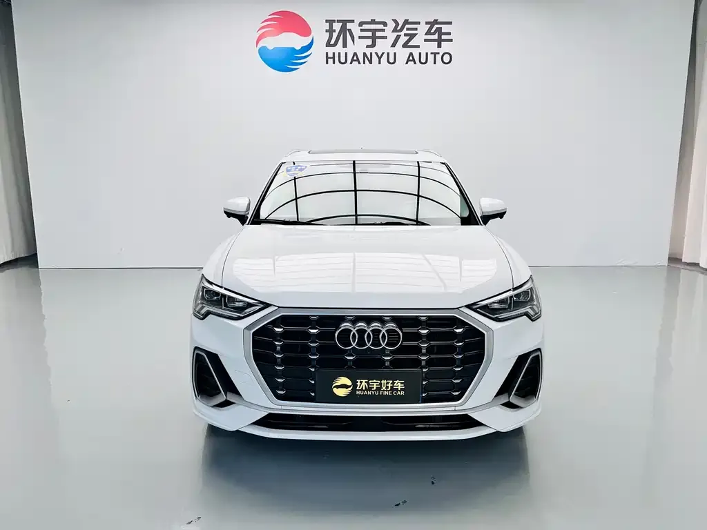 Audi Q3 — фото 6